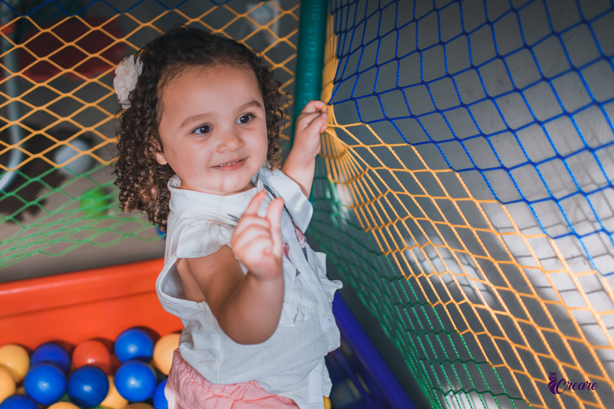 fotógrafia de aniversário infantil em casa, fotógrafo em Mauá, festa infantil de menina. Aniversário de 3 anos, decoração Patrulha canina. Festa de criança em casa.