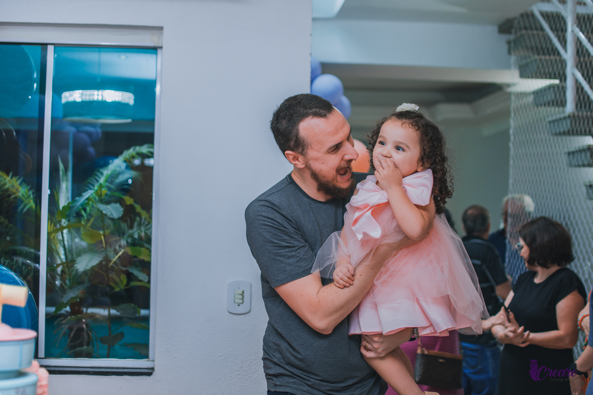 fotógrafia de aniversário infantil em casa, fotógrafo em Mauá, festa infantil de menina. Aniversário de 3 anos, decoração Patrulha canina. Festa de criança em casa.