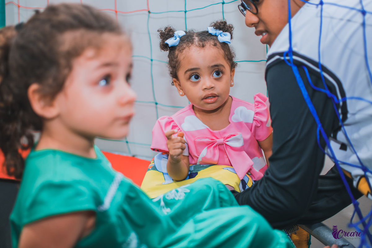 fotografia de aniversário infantil em casa, festa de menina de 2 anos. fotógrafo ABC Paulista. Tema de decoração Bluey.
