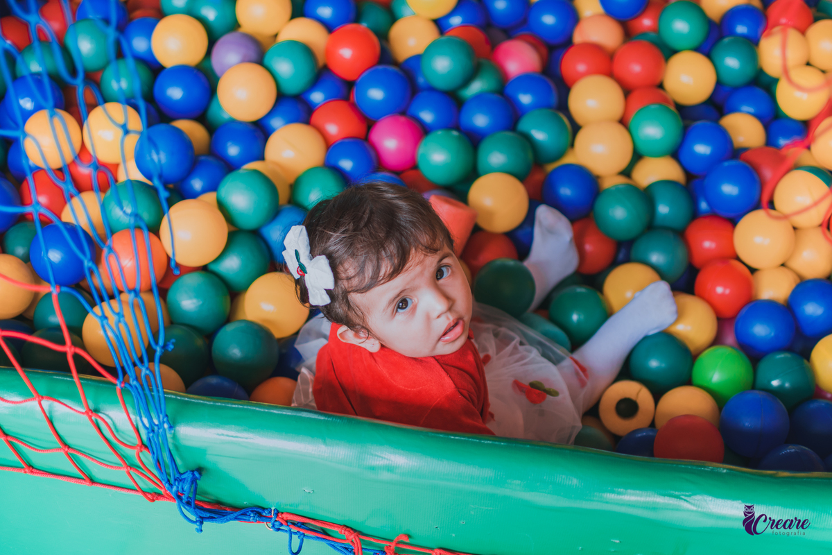 aniversário de um aninho, festa de um ano com tema Cereja. Fotógrafo de festa de aniversário de um ano, Chácara Recanto Martins, fotógrafo em Mauá. 