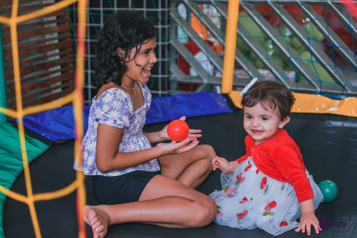 aniversário de um aninho, festa de um ano com tema Cereja. Fotógrafo de festa de aniversário de um ano, Chácara Recanto Martins, fotógrafo em Mauá. 