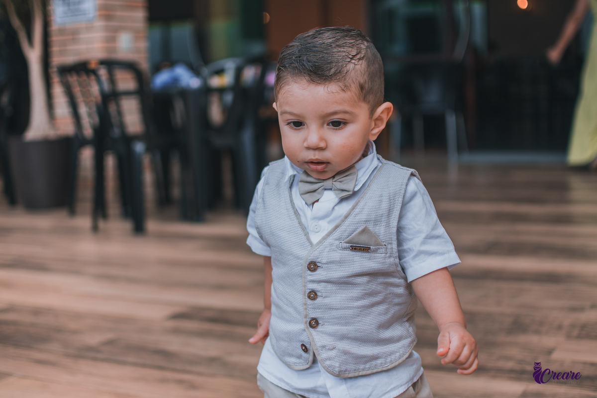 fotografia de batizado realizada na Paróquia São José Operário em Mauá, ABC Paulista. Fotógrafo Infantil em Mauá.