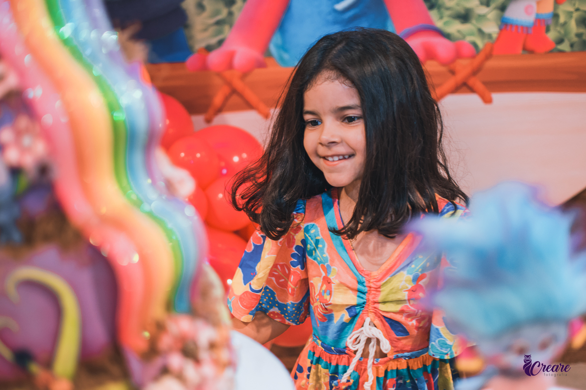 aniversário infantil, festa infantil, Buffet Vila Kids Galpão, decoração Trolls, fotógrafo em Santo André. Festa de menina