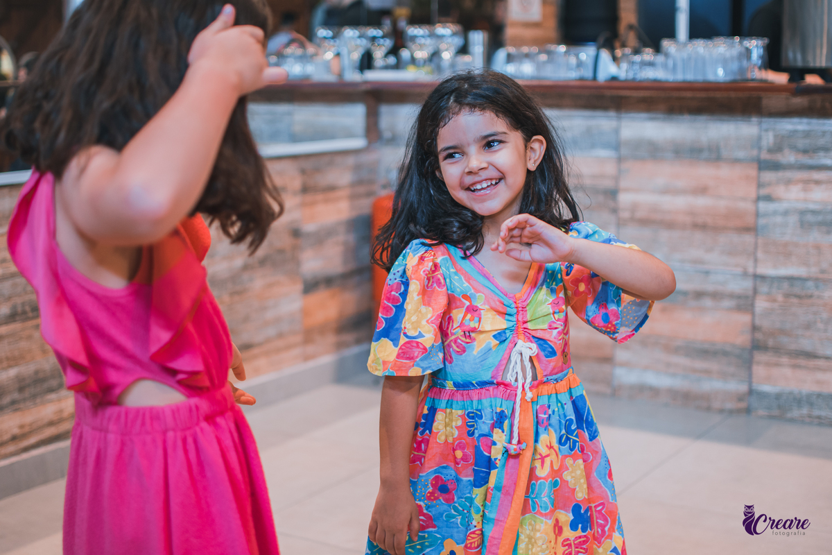 aniversário infantil, festa infantil, Buffet Vila Kids Galpão, decoração Trolls, fotógrafo em Santo André. Festa de menina