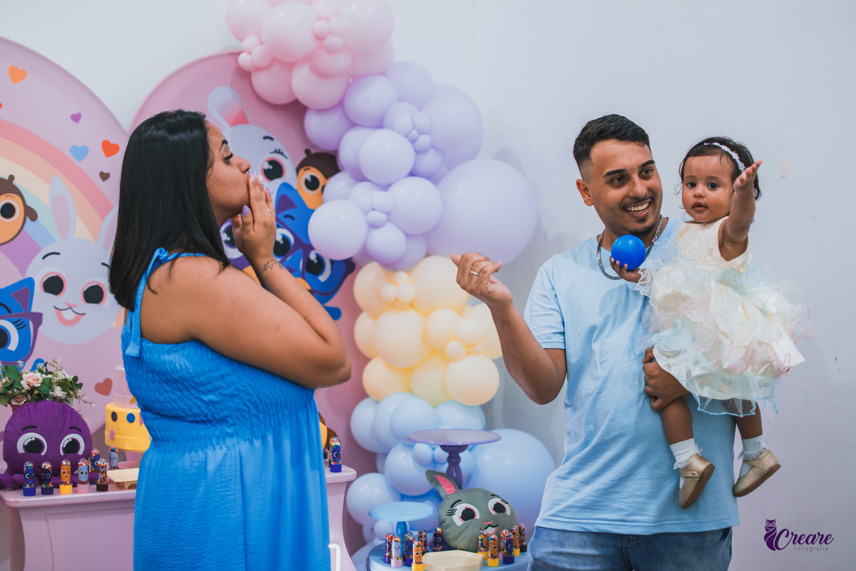 aniversário de um ano, festa infantil, buffet em santo andré, fotógrafo Santo André, Crockofest, decoração bolofofos. Primeiro ano do Bebê.