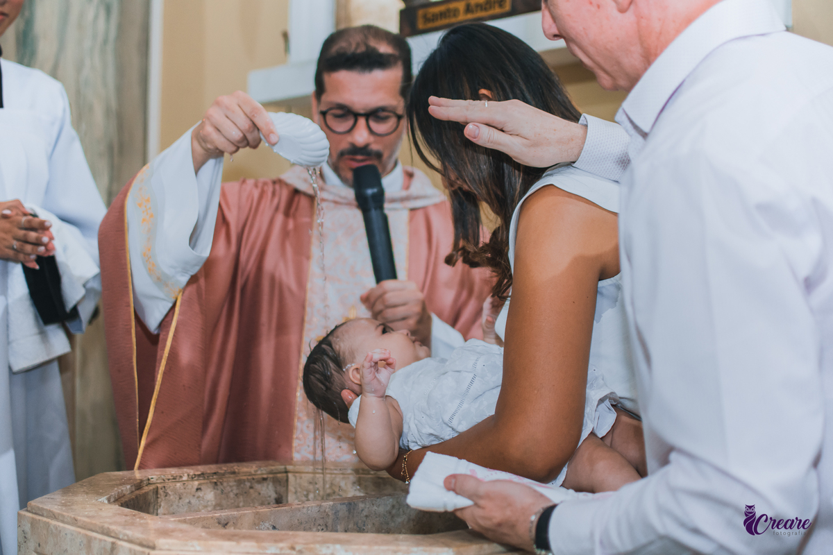 fotografia de batizado na igreja Matriz de Santo André. Fotógrafo infantil, fotógrafo em Santo André.