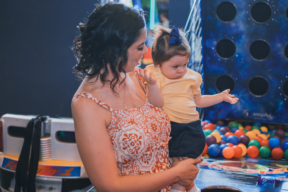 fotografia de aniversário de um ano, festa de um aninho. fotógrafo de aniversário de um ano. 