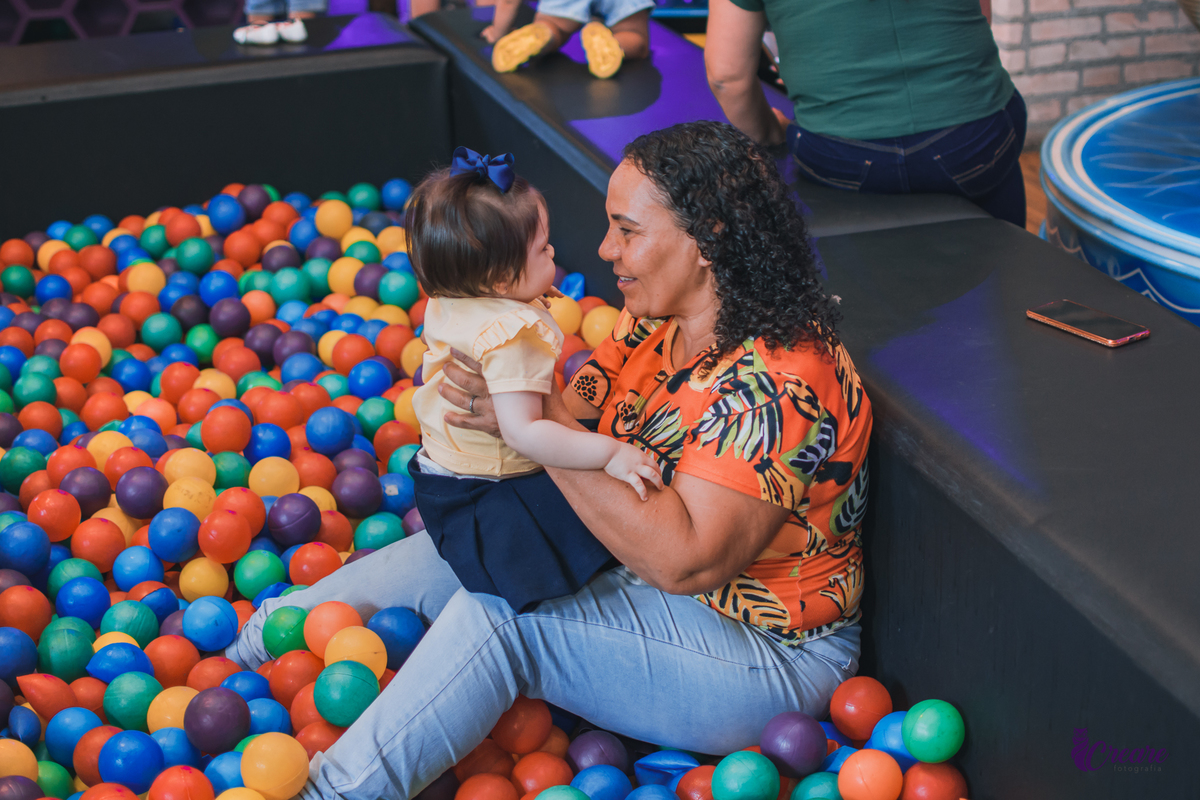 fotografia de aniversário de um ano, festa de um aninho. fotógrafo de aniversário de um ano. 