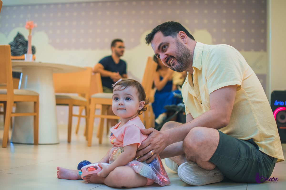 aniversário de 1 ano com tema jardim, festa em casa, aniversário de 1 aninho, 1 ano, primeiro ano do bebê, fotógrafo São Bernardo do Campo, festa de um ano em casa, fotógrafo de festa de 1 ano. 