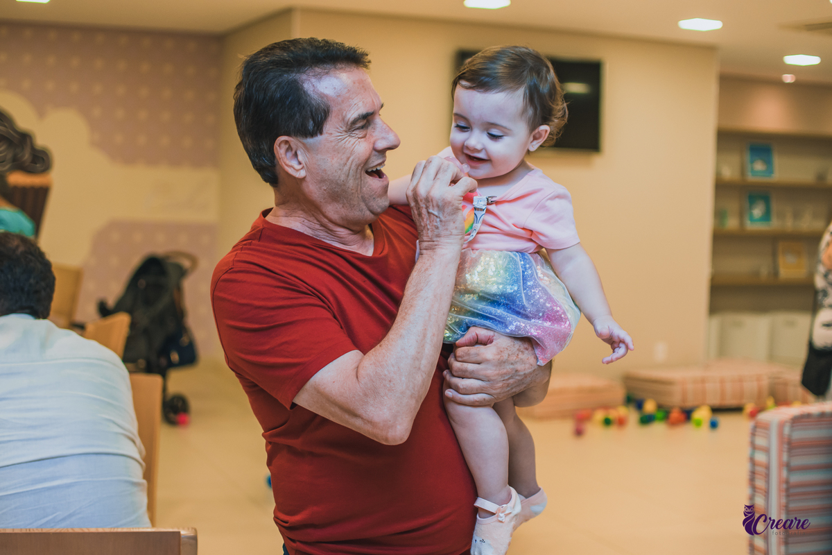 aniversário de 1 ano com tema jardim, festa em casa, aniversário de 1 aninho, 1 ano, primeiro ano do bebê, fotógrafo São Bernardo do Campo, festa de um ano em casa, fotógrafo de festa de 1 ano. 