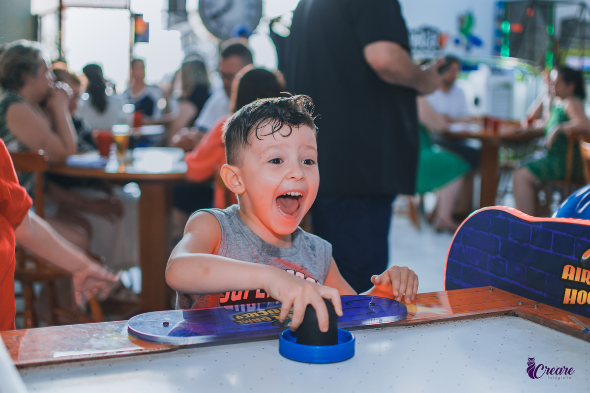 Aniversário infantil, vingadores, buffet planeta rizzo, fotografo, festa de menino de 5 anos.
