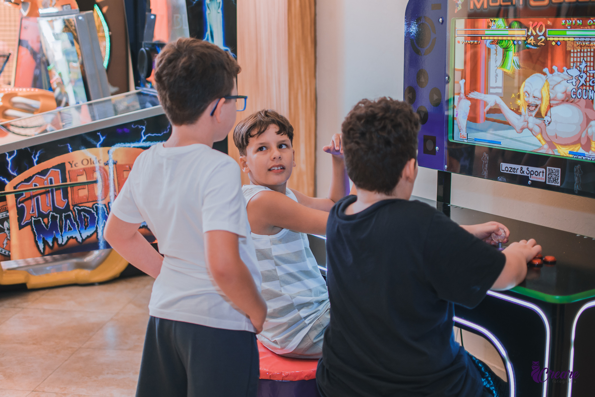 fotografia de aniveersário infantil, festa de menino no buffet Kid Marujo em Santo André, fotógrafo Santo André.