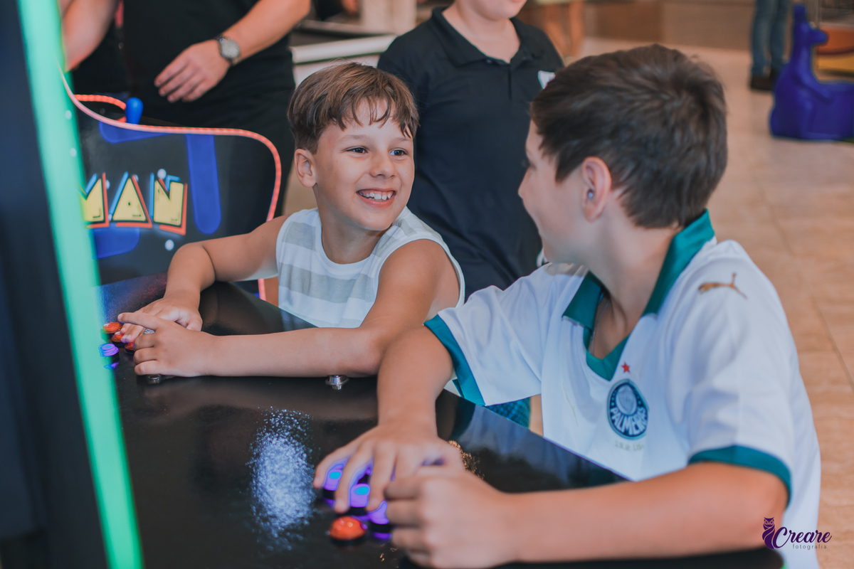 fotografia de aniveersário infantil, festa de menino no buffet Kid Marujo em Santo André, fotógrafo Santo André.
