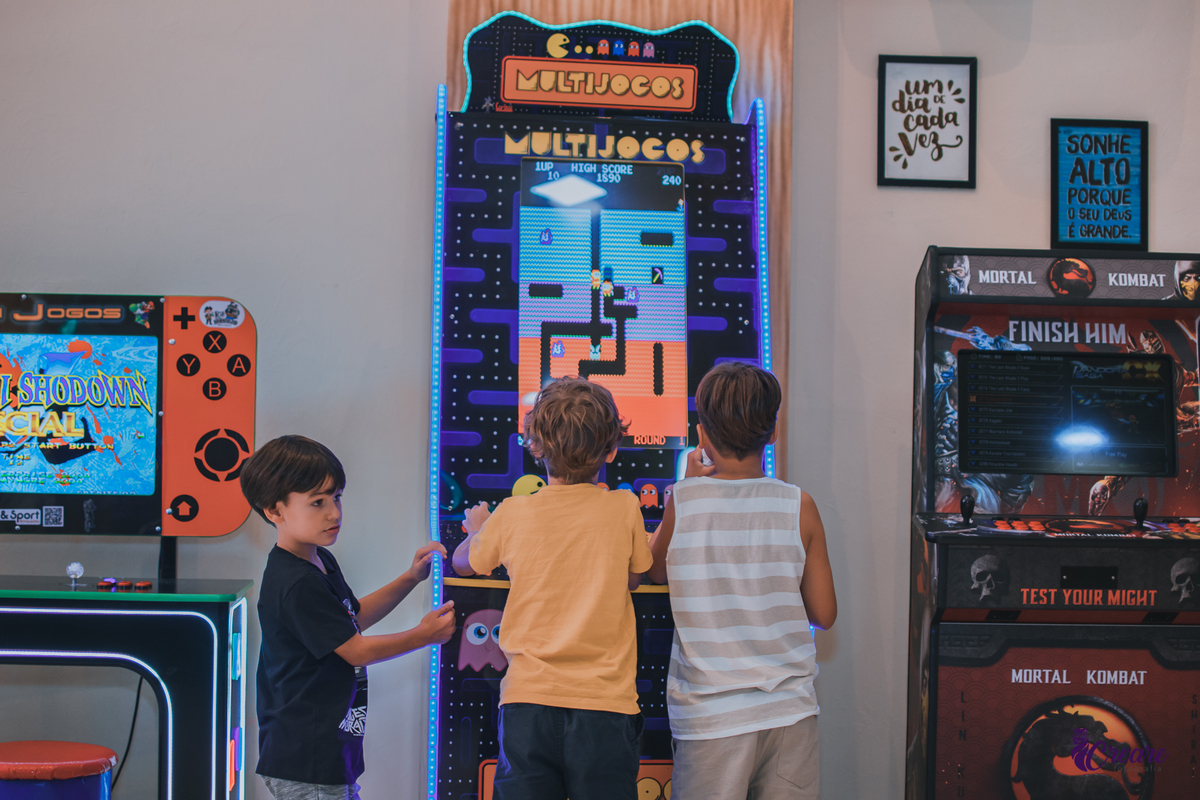 fotografia de aniveersário infantil, festa de menino no buffet Kid Marujo em Santo André, fotógrafo Santo André.