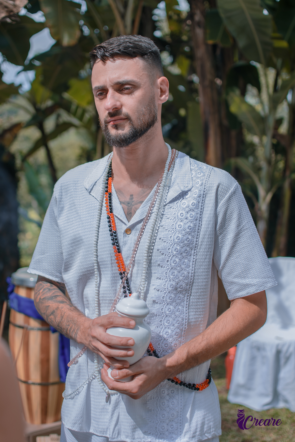 fotografia de renovação de votos de casamento na umbanda, fotógrafo Sâo Bernardo do Campo. Religião, natureza, casamento externo.