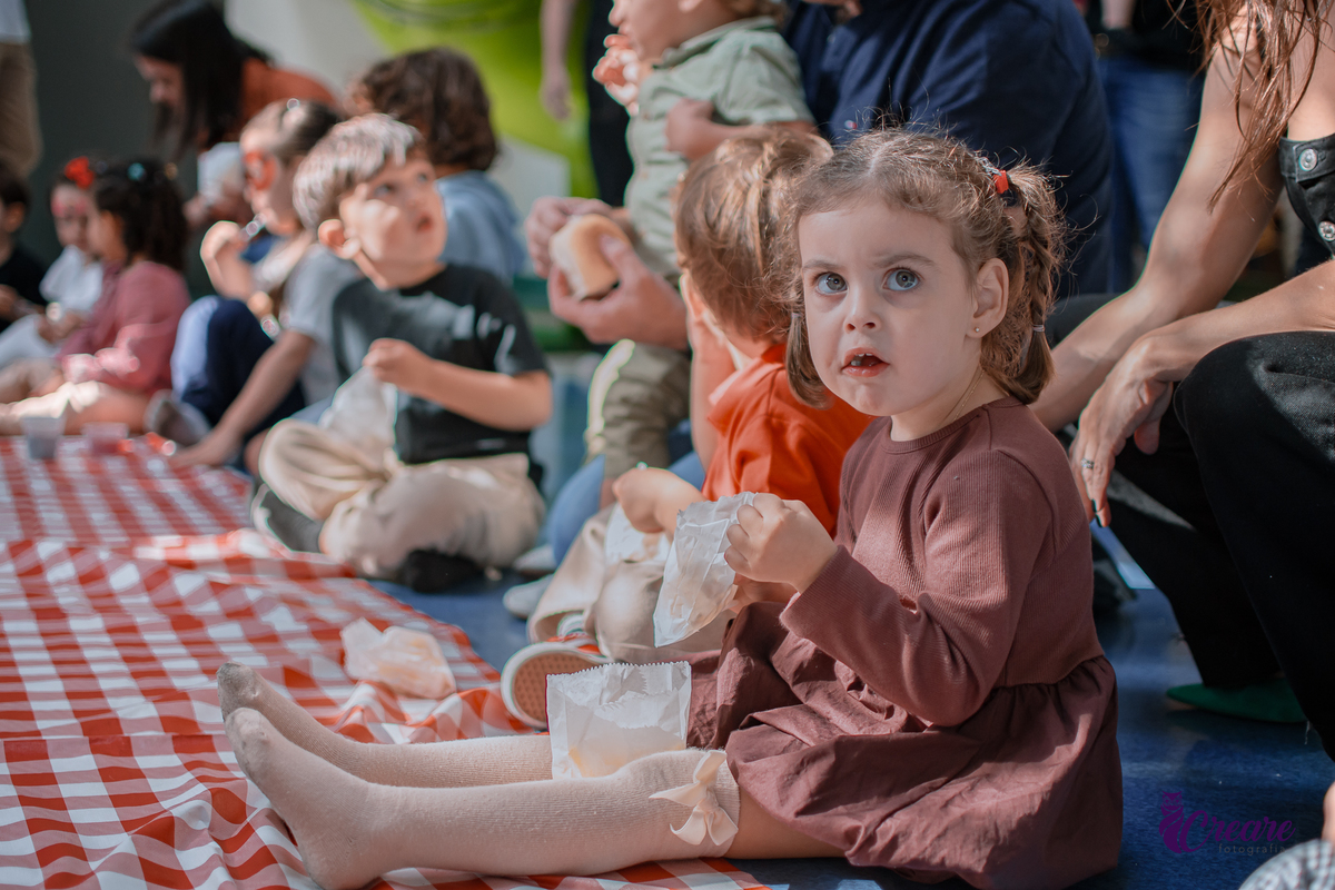 fotografia de aniversário de 3 anos de menino. Decoração tema Patrulha canina. Fotógrafo. Festa em casa.
