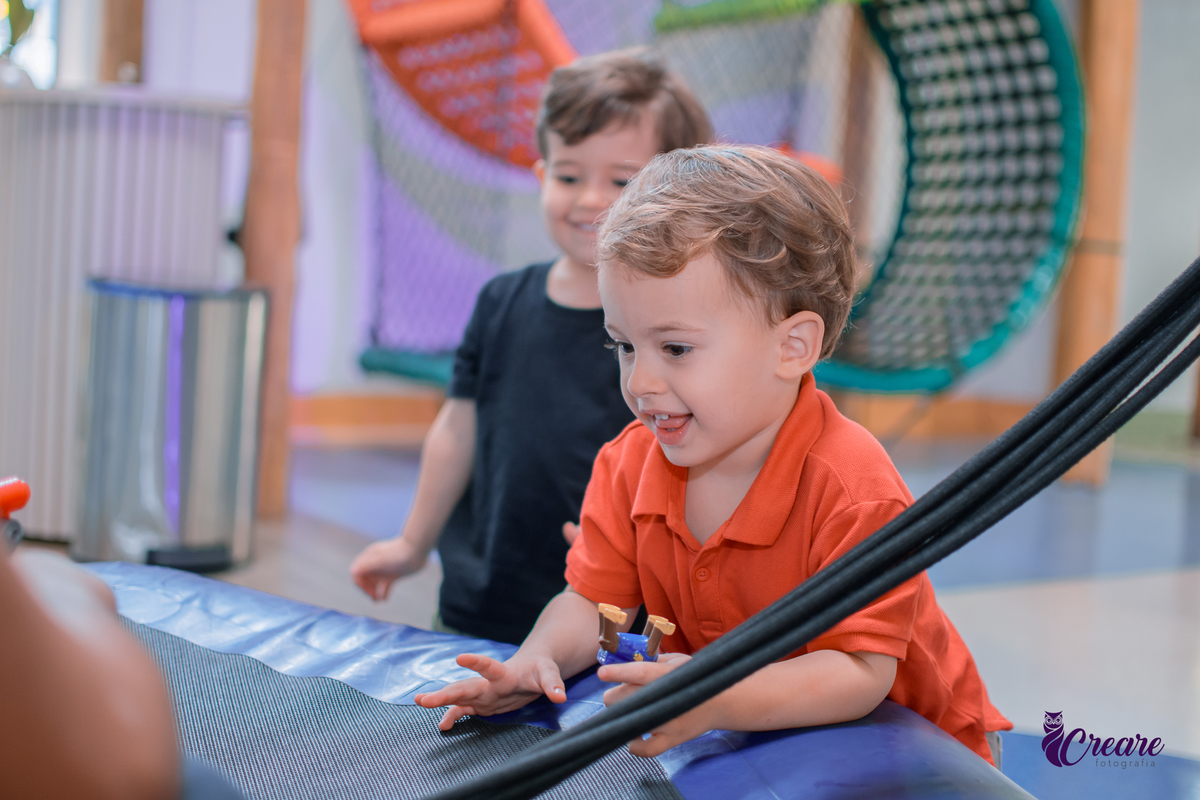 fotografia de aniversário de 3 anos de menino. Decoração tema Patrulha canina. Fotógrafo. Festa em casa.