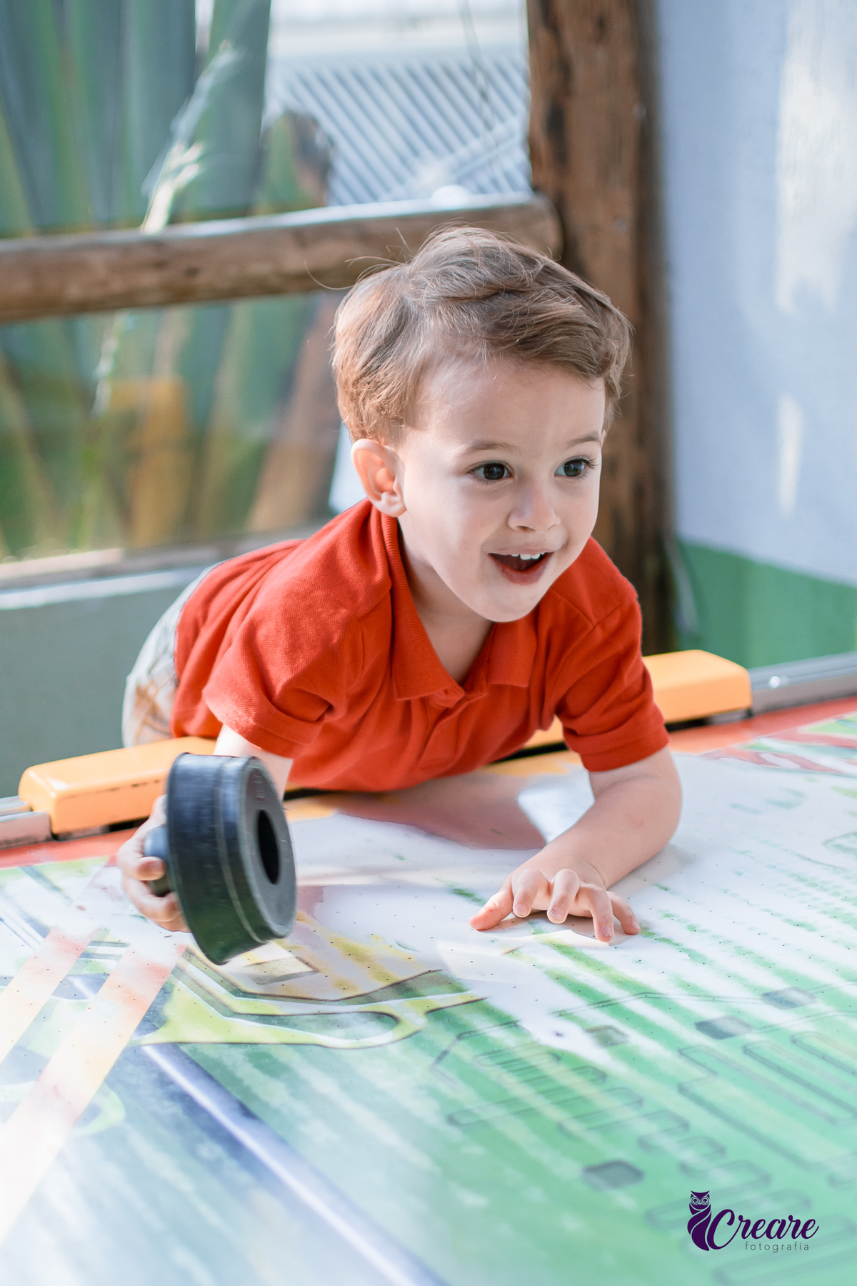 fotografia de aniversário de 3 anos de menino. Decoração tema Patrulha canina. Fotógrafo. Festa em casa.
