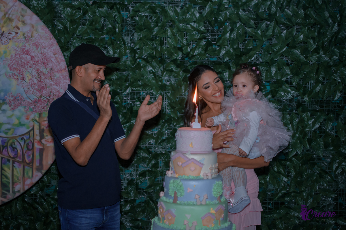 festa de aniversário de um aninho, aniversário de 1 ano, fotógrafo em Santo André, festa infantil, buffet Bumble bee, aniversário de menina de um ano.