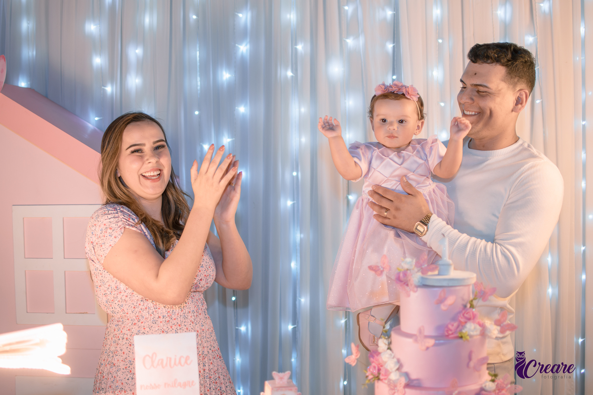 festa de aniversário de 1 ano, decoração borboletas. Fotógrafo de aniversário de 1 ano em Mauá, Buffet Mó Legal. 1 aninho do bebê. 
