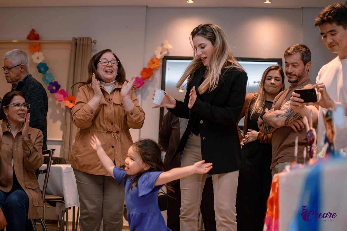 festa de aniversário de menina de 3 anos, festa em casa, fotógrafo em São Bernardo do Campo. Aniversário infantil.