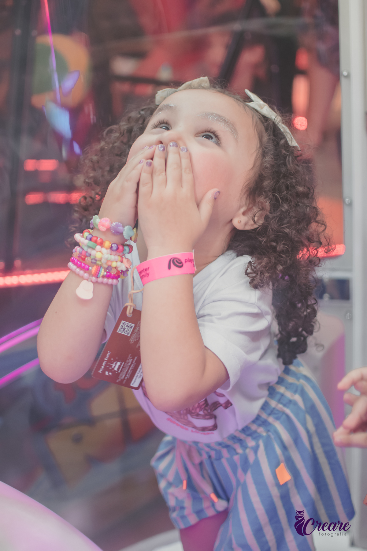 festa dde aniversário de menina de 4 anos com tema frozen, aniversário infantil no Playcenter Family - Shopping Grand Plaza, fotógrafo em Santo André. fotógrafo de aniversário infantil, festa de aniversário infantil.