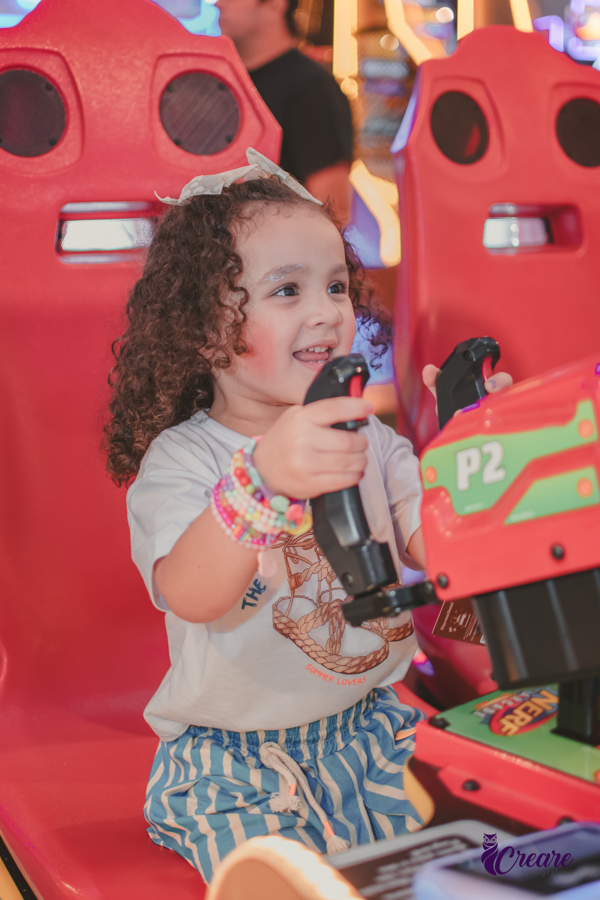 festa dde aniversário de menina de 4 anos com tema frozen, aniversário infantil no Playcenter Family - Shopping Grand Plaza, fotógrafo em Santo André. fotógrafo de aniversário infantil, festa de aniversário infantil.