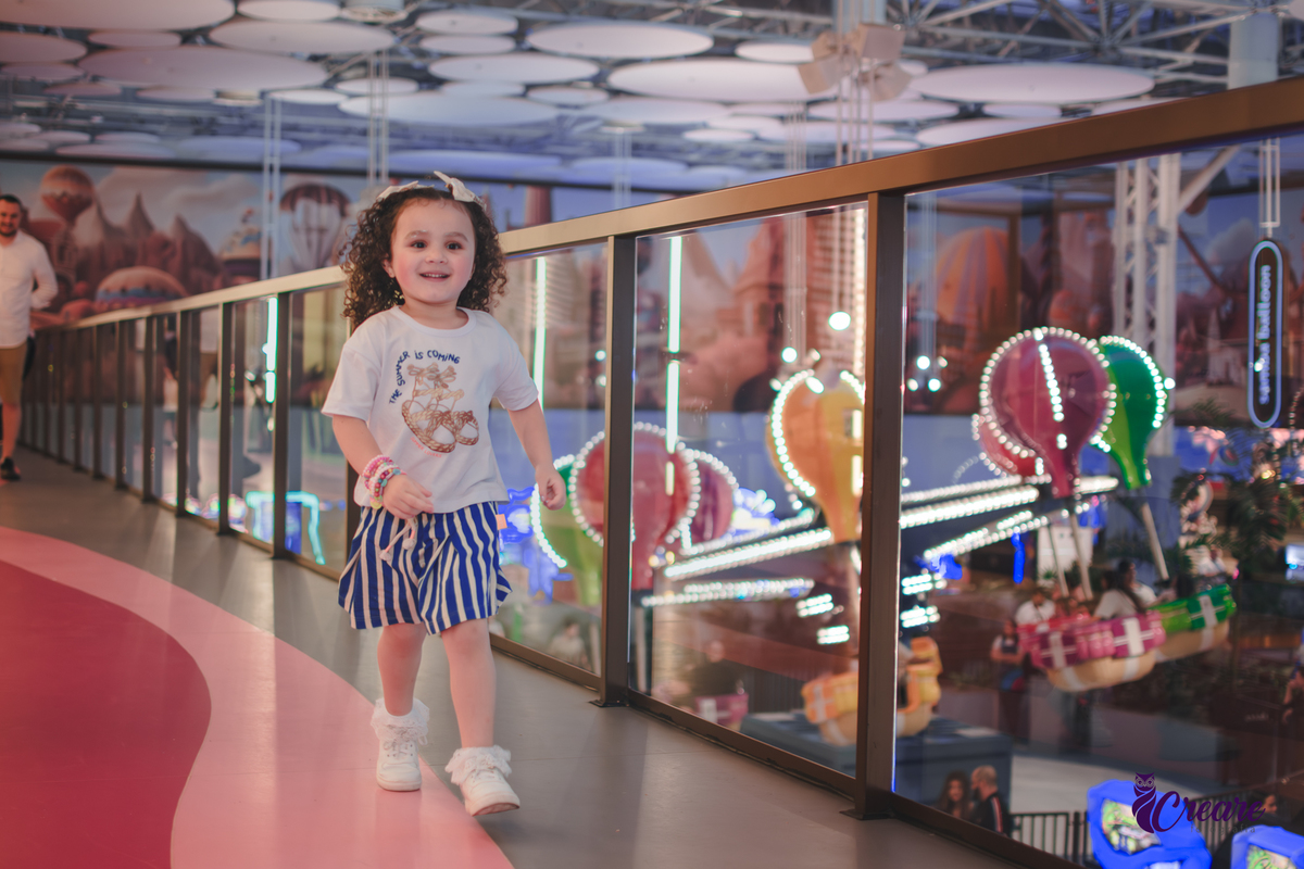 festa dde aniversário de menina de 4 anos com tema frozen, aniversário infantil no Playcenter Family - Shopping Grand Plaza, fotógrafo em Santo André. fotógrafo de aniversário infantil, festa de aniversário infantil.
