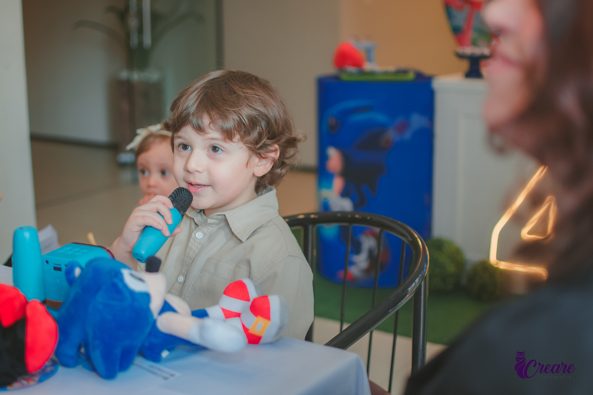 Aniversário de menino de 4 anos, festa infantil em São Bernardo do Campo. Decoração com tema Sonic, festa em casa.