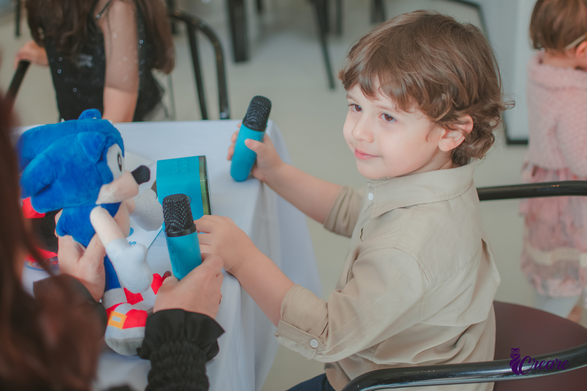 Aniversário de menino de 4 anos, festa infantil em São Bernardo do Campo. Decoração com tema Sonic, festa em casa.