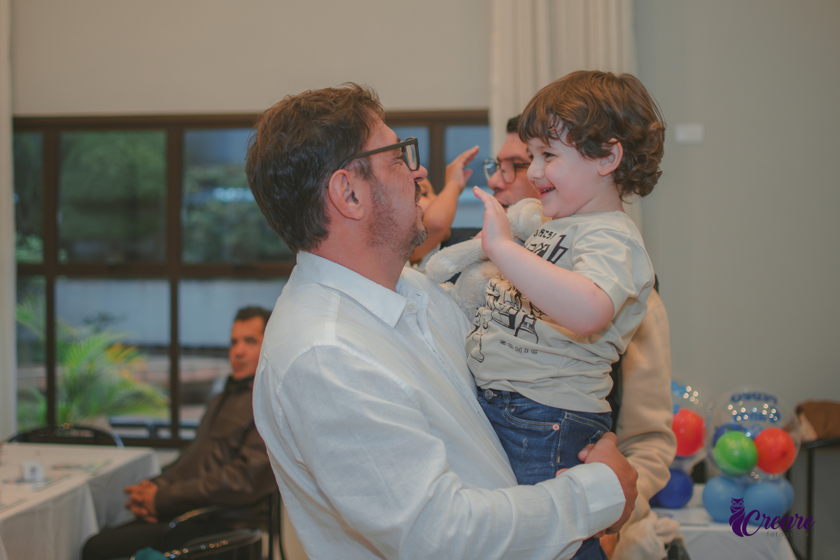 Aniversário de menino de 4 anos, festa infantil em São Bernardo do Campo. Decoração com tema Sonic, festa em casa.