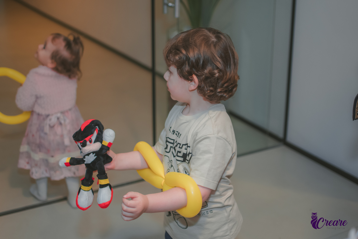 Aniversário de menino de 4 anos, festa infantil em São Bernardo do Campo. Decoração com tema Sonic, festa em casa.