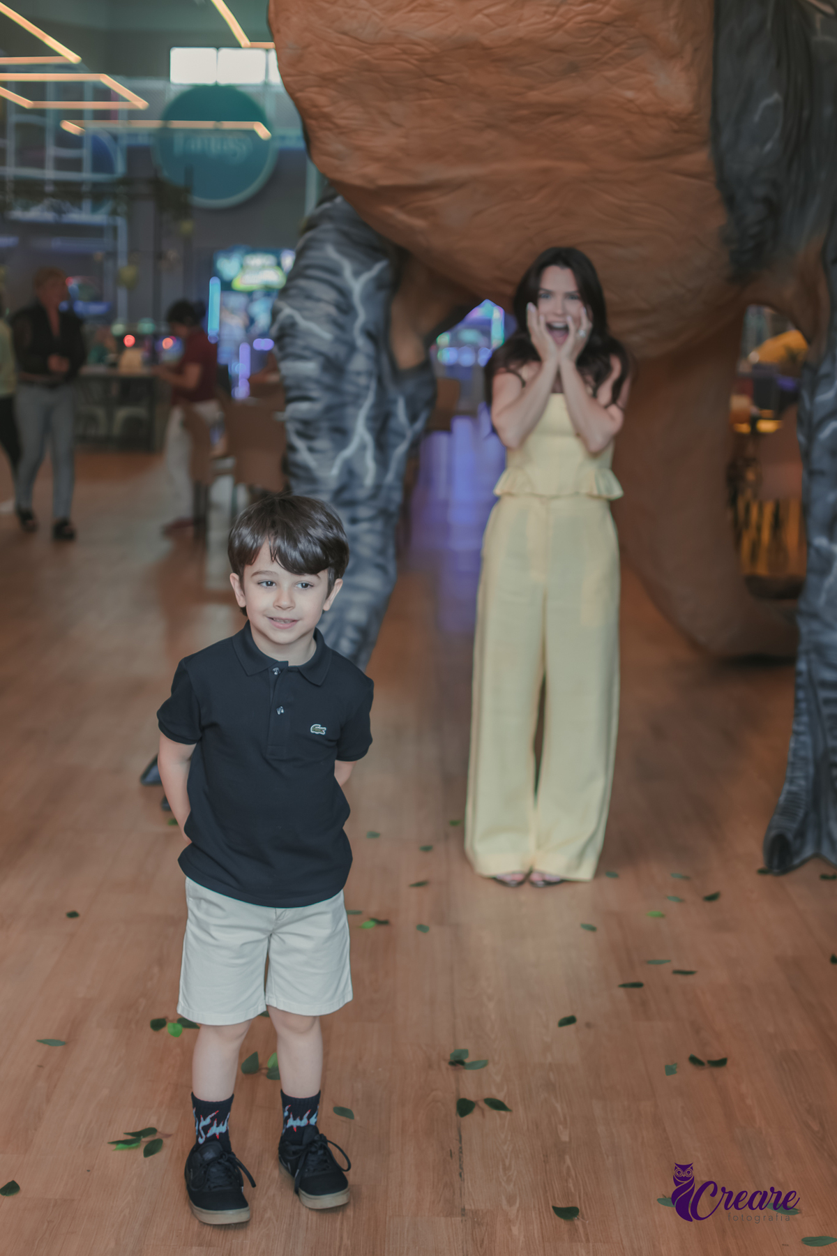 fotografia de aniversário infantil, festa de menino de 6 anos com tema Jurassic Park, Festa de aniversário no Buffet Fantasy em São Bernardo do Campo. Fotógrafo em SBC