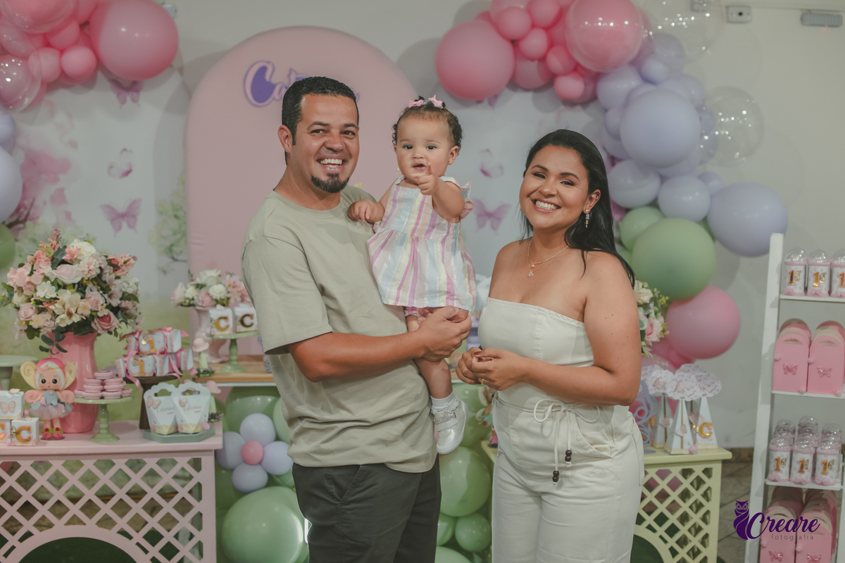 fotografia de aniversário de 1 aninho, festa com tema borboleta, aniversário de bebê de 1 ano, fotógrafo em Santo André.