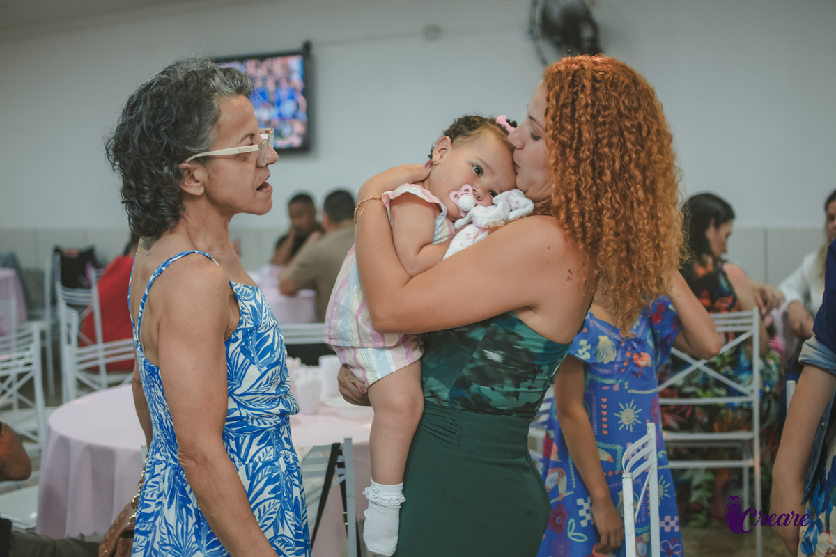 fotografia de aniversário de 1 aninho, festa com tema borboleta, aniversário de bebê de 1 ano, fotógrafo em Santo André.