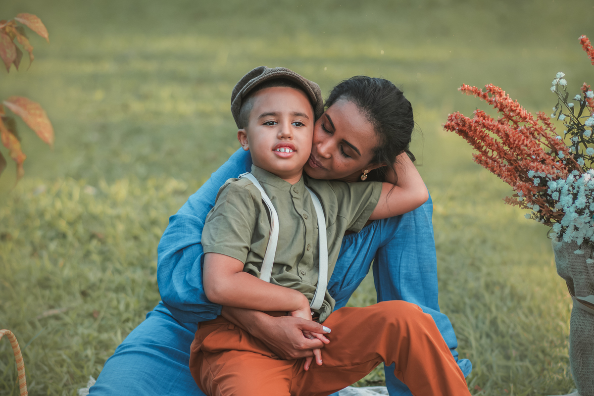 Ensaio fotográfico de dia das mães, fotografia artística. fotógrafo de crianças em São Paulo, ensaio fotográfico externo. 