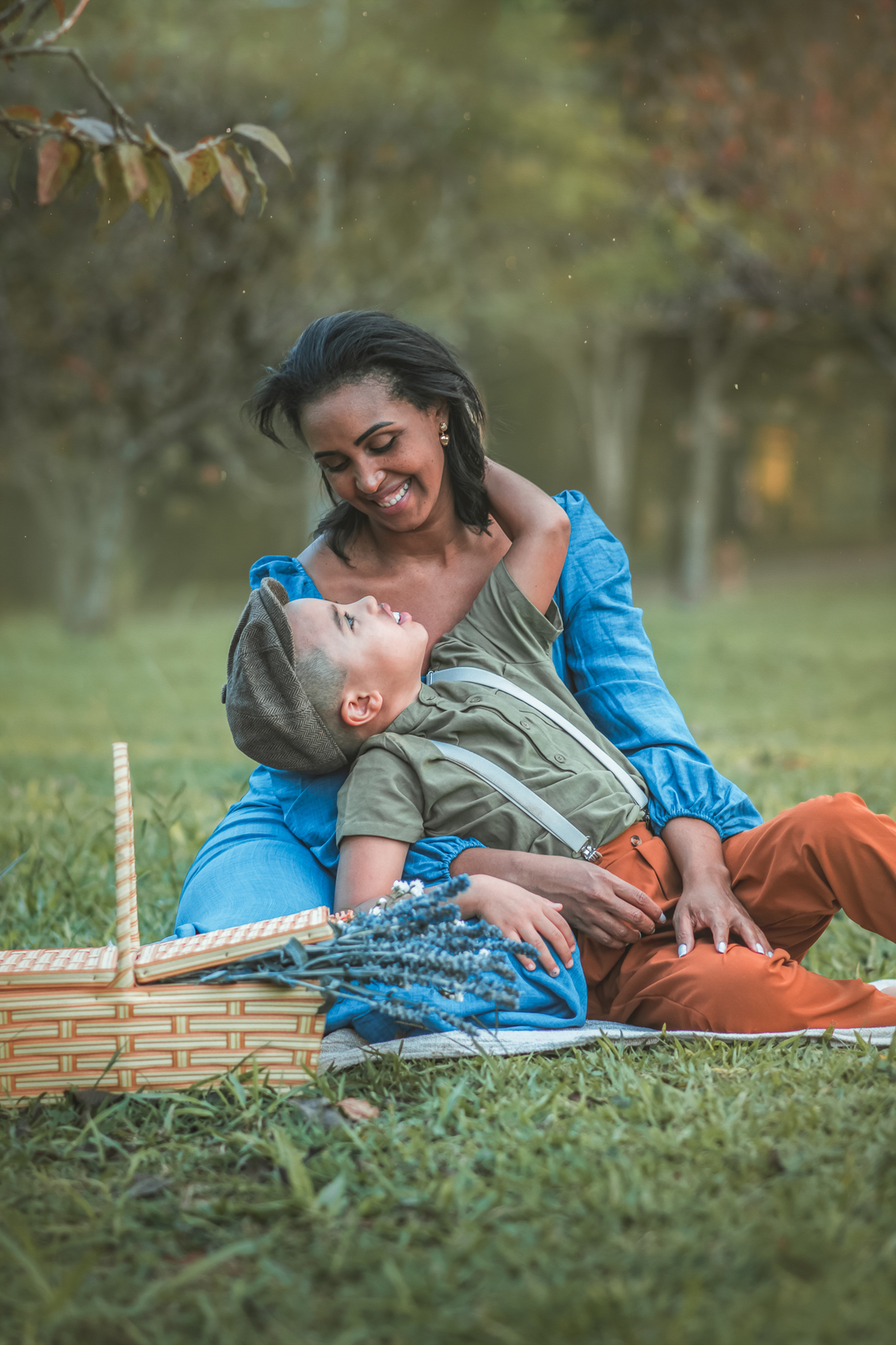 Ensaio fotográfico de dia das mães, fotografia artística. fotógrafo de crianças em São Paulo, ensaio fotográfico externo. 