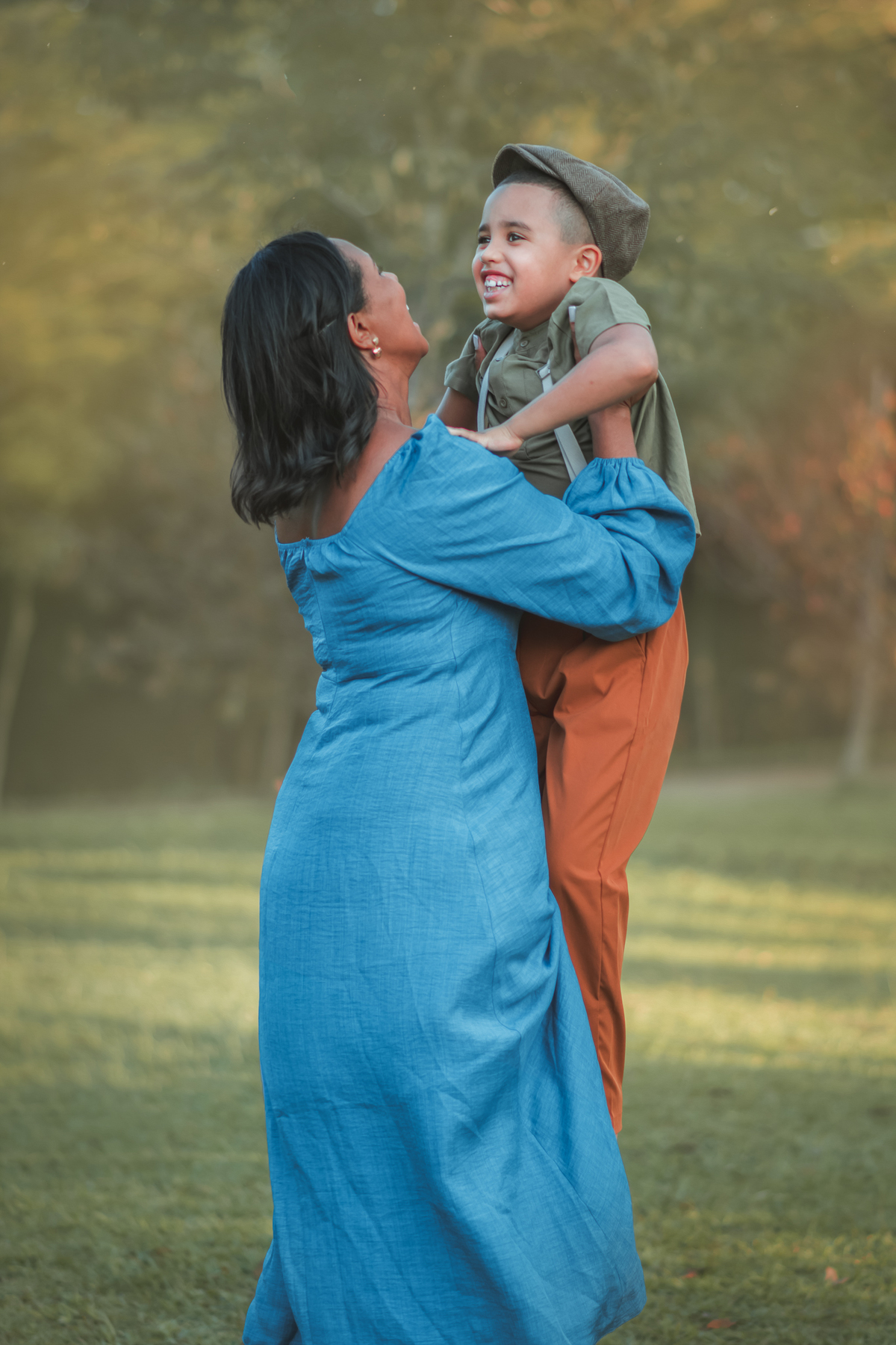 Ensaio fotográfico de dia das mães, fotografia artística. fotógrafo de crianças em São Paulo, ensaio fotográfico externo. 