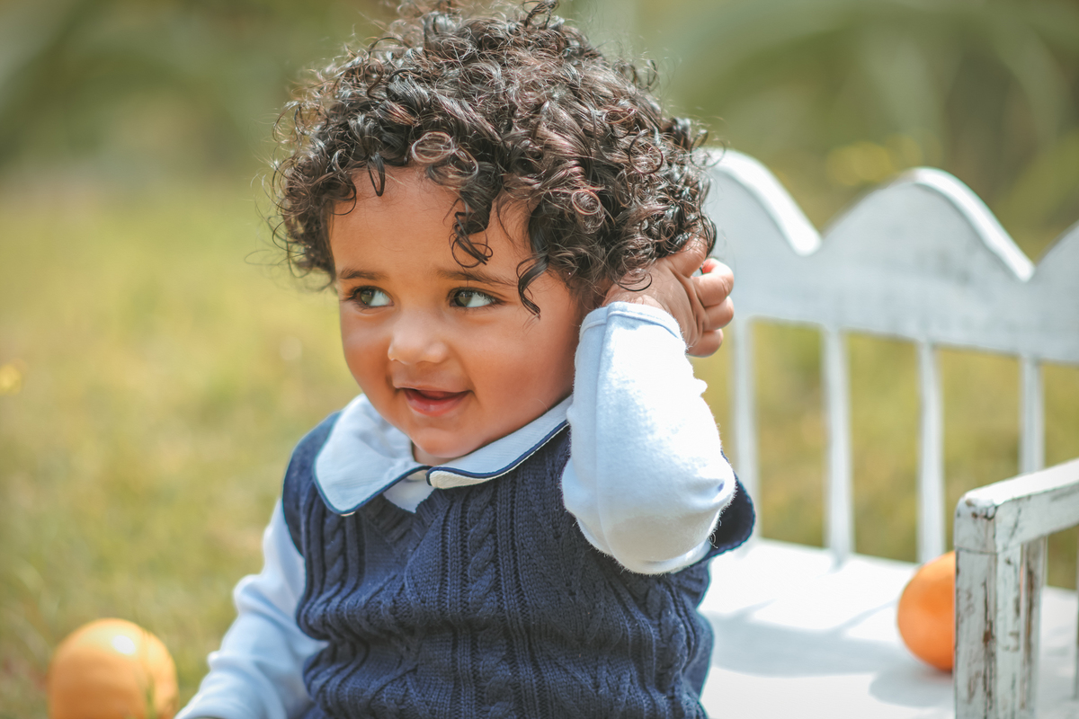 fotografia de ensaio de 1 ano, ensaio fotográfico de um aninho, cottagecore, fotografia artística, fotógrafo de ensaio de 1 ano em Santo André, fotógrafo em Mauá. Ensaio de 1 ano Smash the cake.