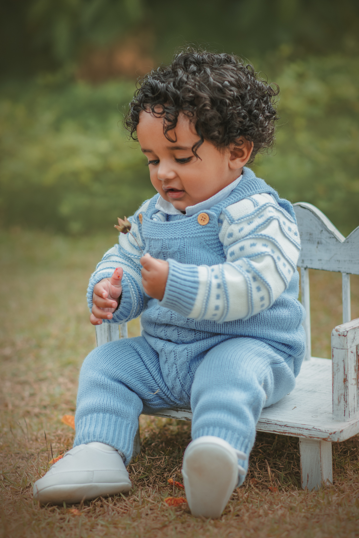 fotografia de ensaio de 1 ano, ensaio fotográfico de um aninho, cottagecore, fotografia artística, fotógrafo de ensaio de 1 ano em Santo André, fotógrafo em Mauá. Fotografia de 1 ano Smash the cake.
