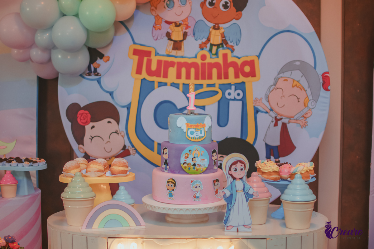 decoração de festa de 1 ano com tema Turminha do Céu