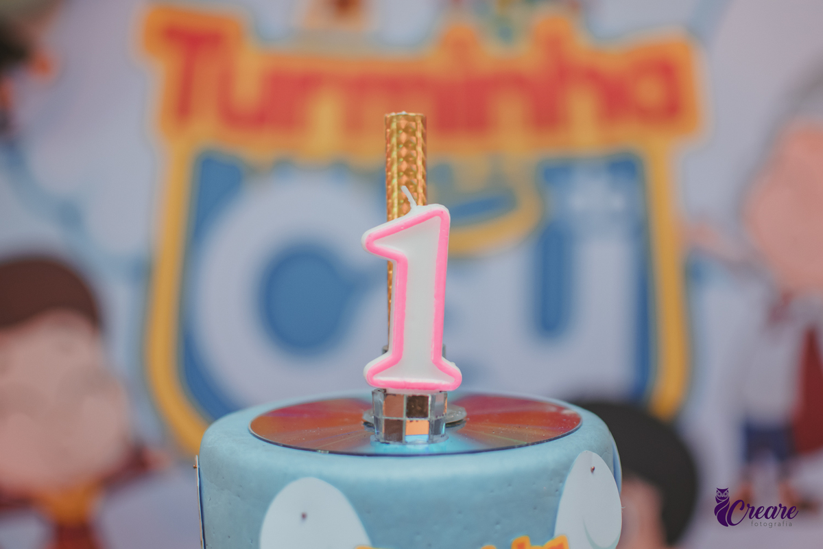 vela rosa de aniversário de 1 ano.