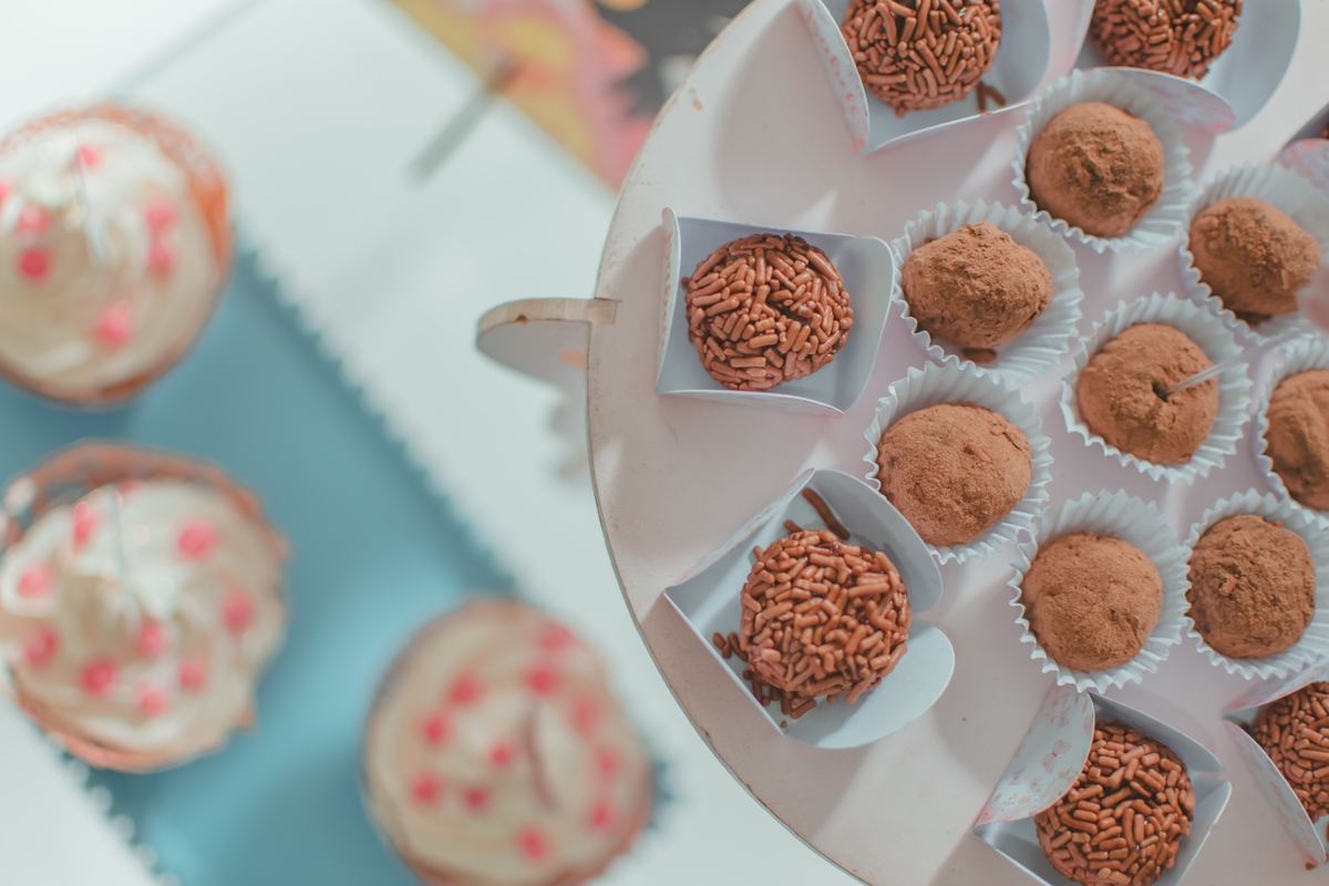 Brigadeiro de aniversário de 1 ano.