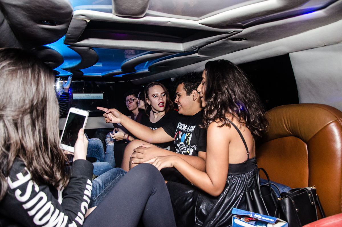 aniversário, debutante, 15 anos, limousine, festa, fotografia.