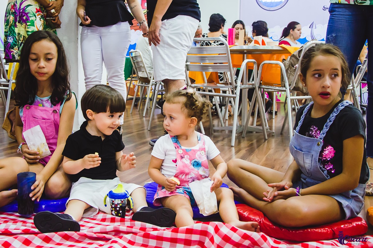 fotografia de aniversário infantil, família reunida e crianças se divertindo, em Santo André, abc Paulista. 