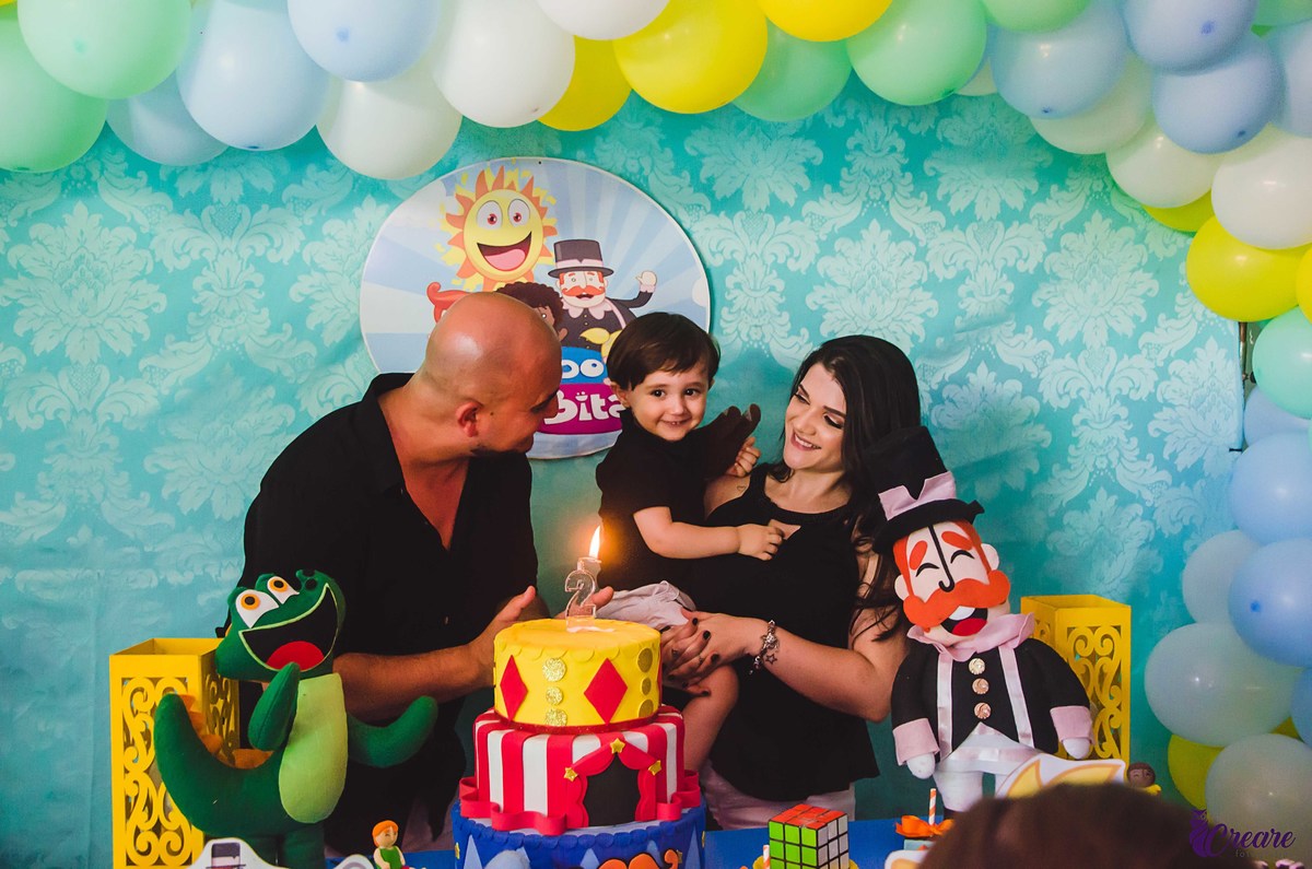 fotografia de aniversário infantil, família reunida e crianças se divertindo, em Santo André, abc Paulista. 