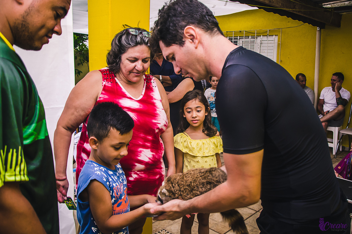 Fotografia de Aniversário infantil em mauá, são paulo, aniversário de três anos, festa animada com mágico e palhaço, fotografia espontânea de aniversário com tema Dragon Ball Z. 