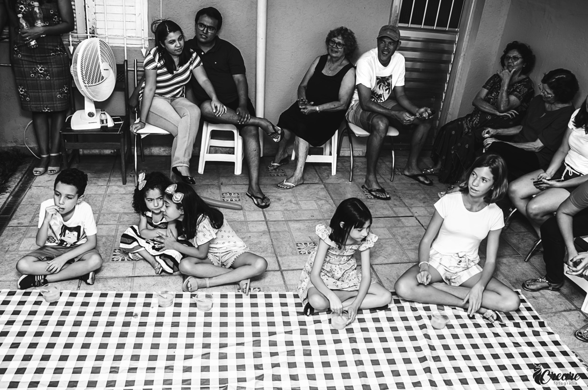 Fotografia de Aniversário infantil em mauá, são paulo, aniversário de três anos, festa animada com mágico e palhaço, fotografia espontânea de aniversário com tema Dragon Ball Z. 