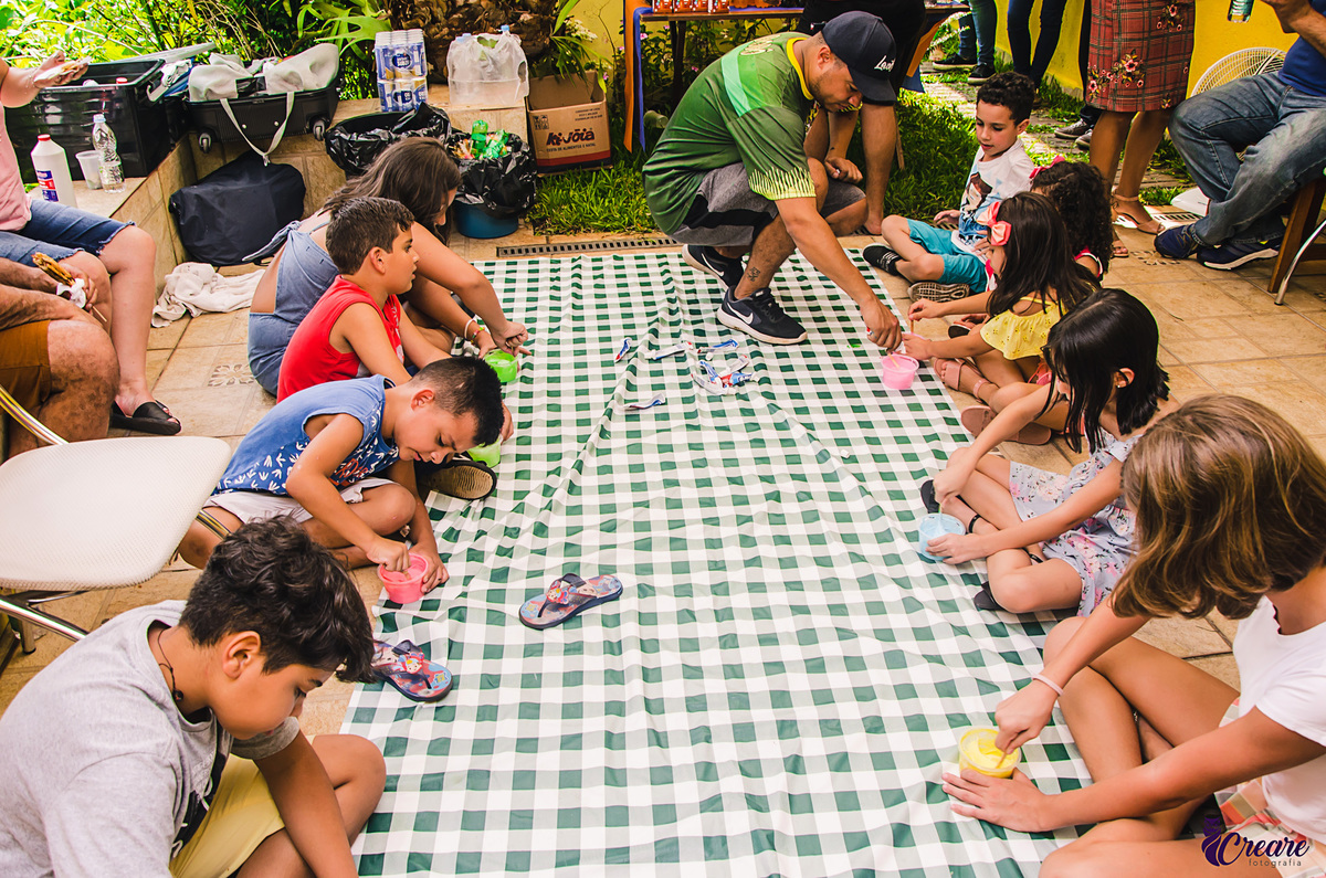 Fotografia de Aniversário infantil em mauá, são paulo, aniversário de três anos, festa animada com mágico e palhaço, fotografia espontânea de aniversário com tema Dragon Ball Z. 