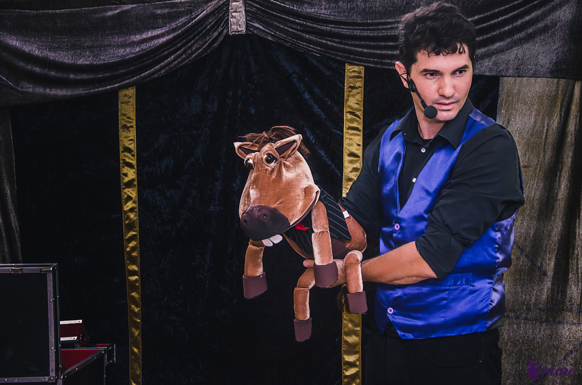 Fotografia de Aniversário infantil em mauá, são paulo, aniversário de três anos, festa animada com mágico e palhaço, fotografia espontânea de aniversário com tema Dragon Ball Z. 